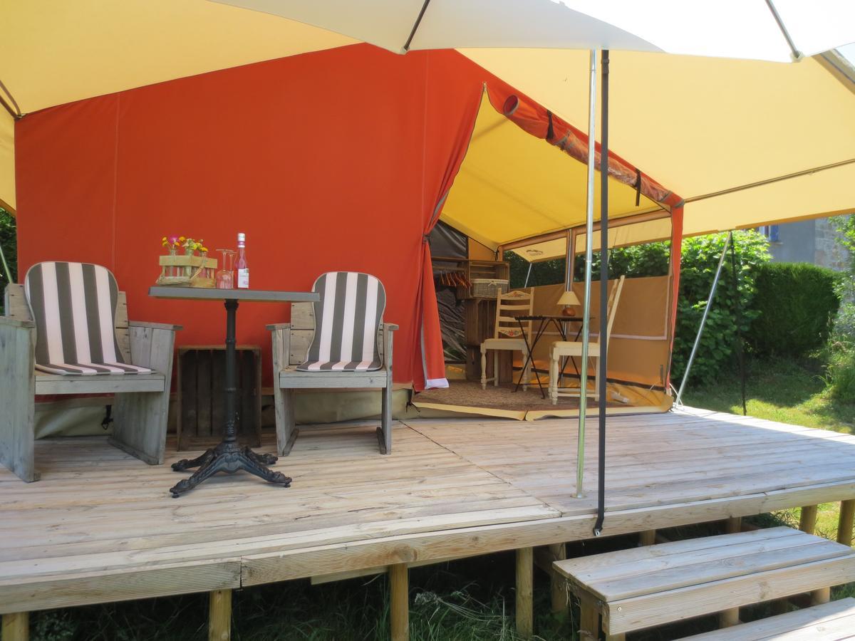 Formidable B&B Saint-Julien-le-Petit Esterno foto